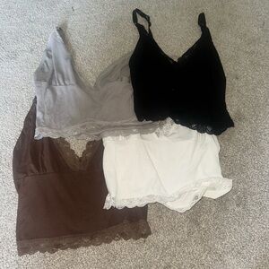 Bundle of 4 lace tanks